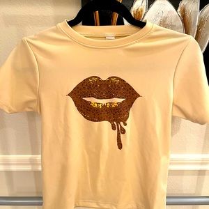 SHEIN ‘Kiss Me’ Tee